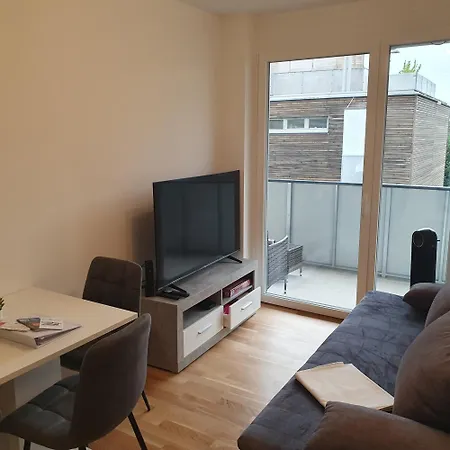 Primelweg Apartment *